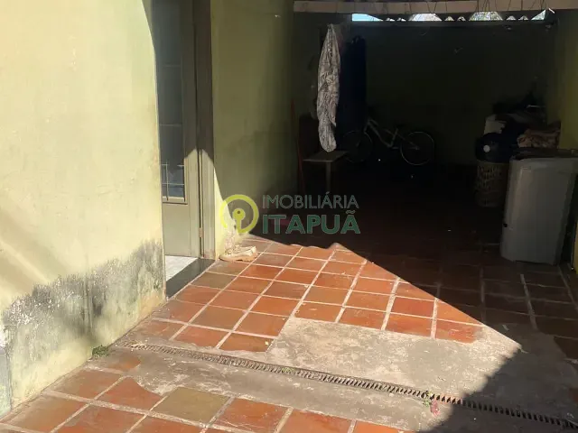 Casa com 253m² 2 quartos e 1 banheiro, à venda, no bairro Roseira em Londrina
