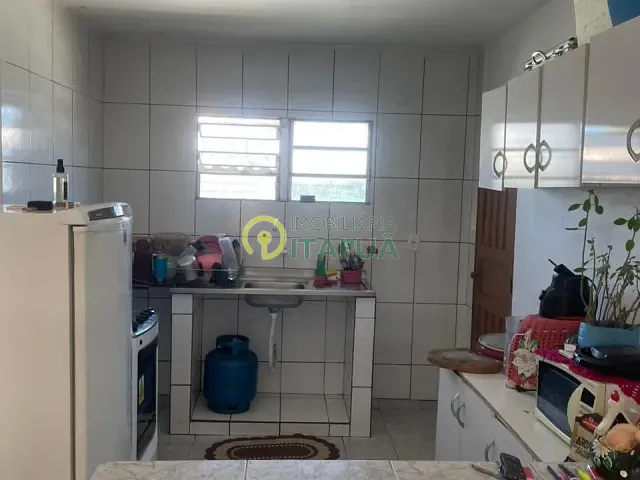 Casa com 253m² 2 quartos e 1 banheiro, à venda, no bairro Roseira em Londrina