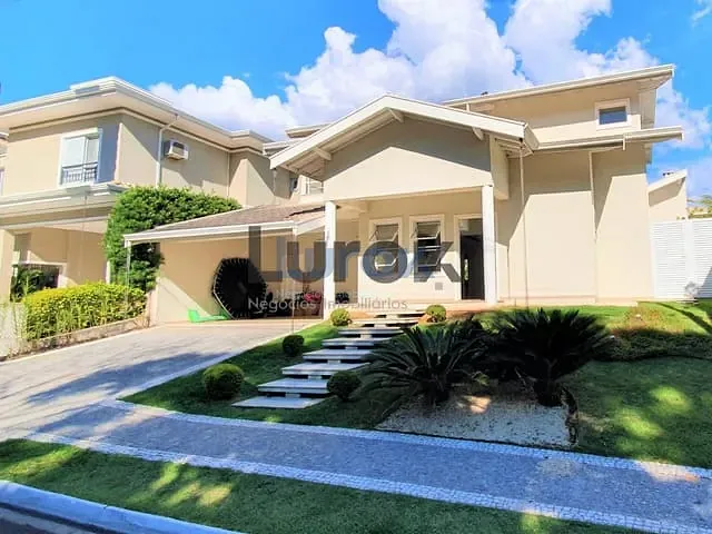 Casa com 450m² 3 quartos e 4 banheiros, para alugar, no bairro Jardim Europa em Valinhos