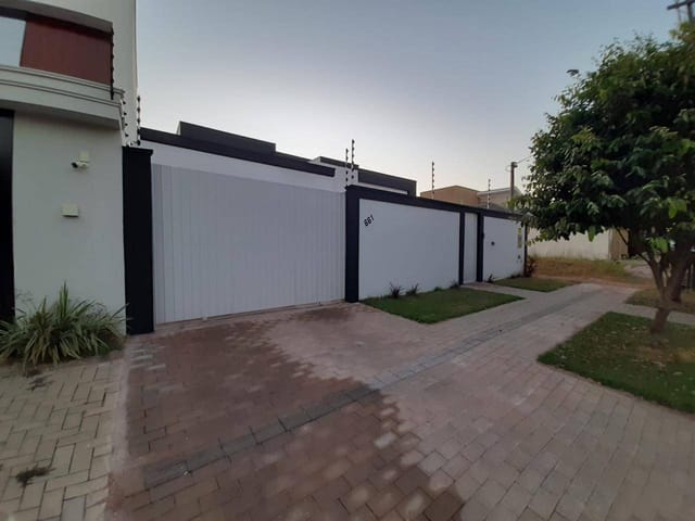 Casa com 360m² 4 quartos e 1 banheiro, à venda, no bairro Jardim Belo Horizonte em Sinop