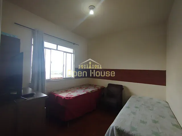 Casa com 455m² 7 quartos e 3 banheiros, à venda, no bairro Jardim Amália em Volta Redonda