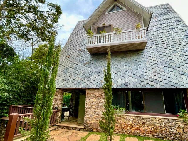 Casa com 1387m² 5 quartos e 5 banheiros, à venda, no bairro Bosque da Ribeira em Nova Lima