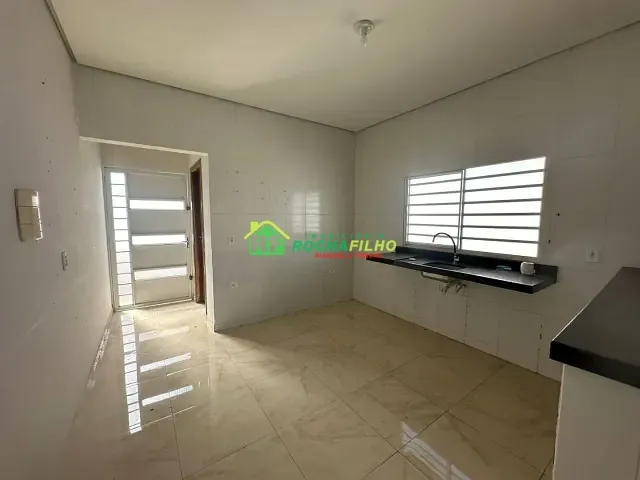 Casa com 10m² 3 quartos e 1 banheiro, à venda, no bairro Nenhum em Nenhum