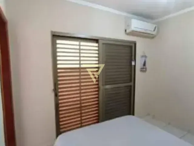 Casa com 200m² 2 quartos e 2 banheiros, à venda, no bairro Adelino Simioni em Ribeirão Preto