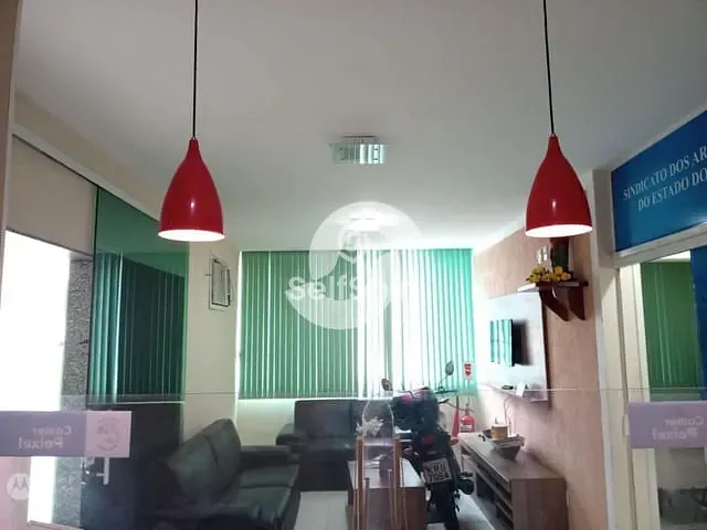 Casa com 600m², para alugar, no bairro Barreto em Niterói