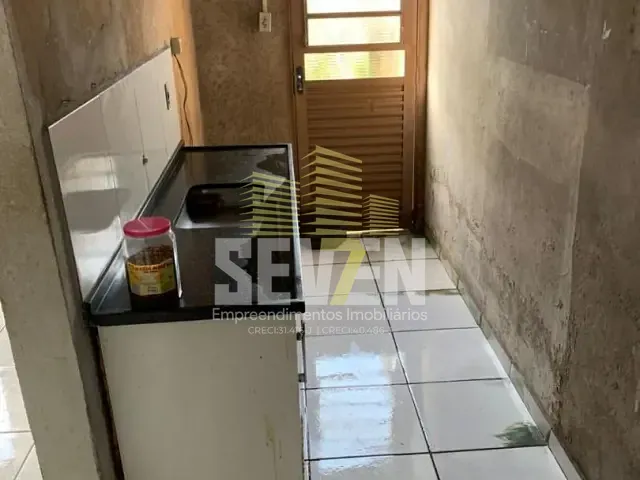 Casa com 200m² 3 quartos e 1 banheiro, à venda, no bairro Núcleo Residencial Presidente Geisel em Bauru