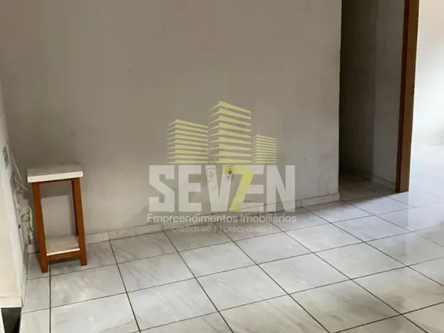 Casa com 200m² 3 quartos e 1 banheiro, à venda, no bairro Núcleo Residencial Presidente Geisel em Bauru