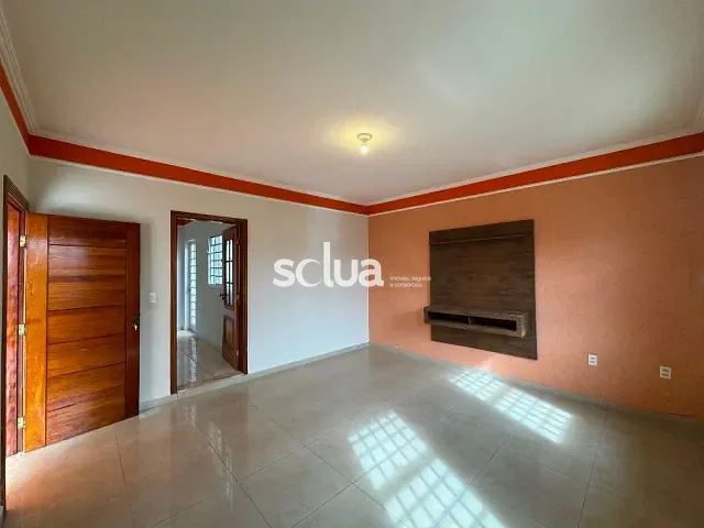 Casa com 250m², à venda, no bairro Parque Jambeiro em Campinas