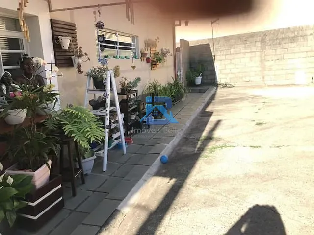 Casa com 250m² 3 quartos e 1 banheiro, à venda, no bairro Vila Brasileira em Itatiba