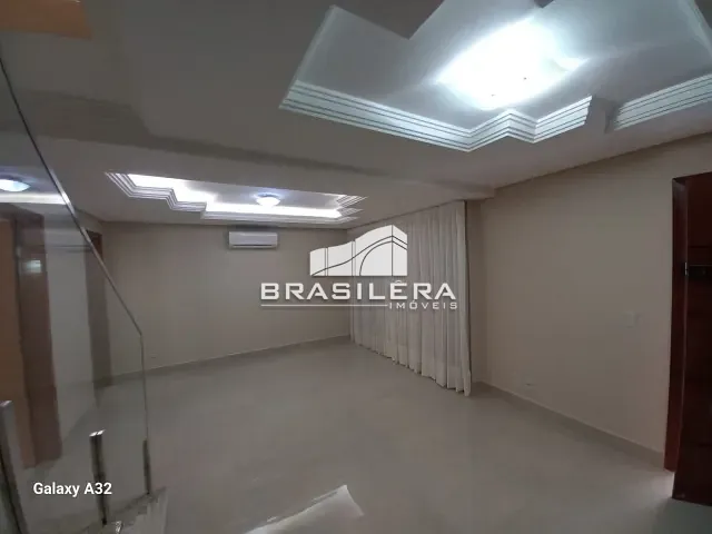 Casa com 160m² 3 quartos e 4 banheiros, à venda, no bairro Jardim Planalto em Goiânia