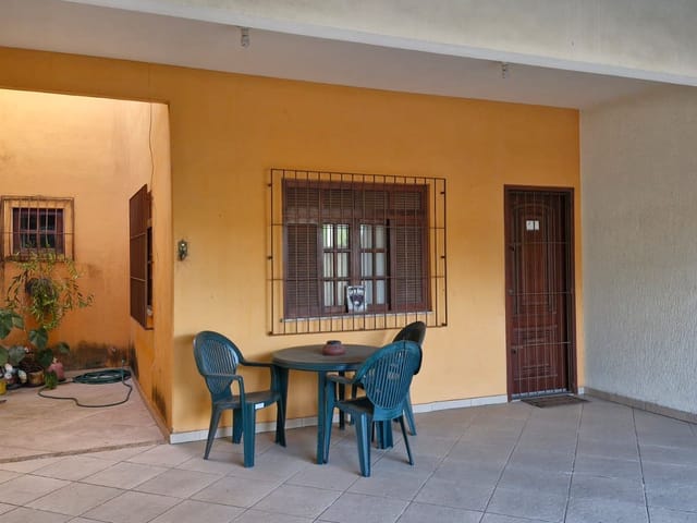 Casa com 360m² 1 quarto e 1 banheiro, à venda, no bairro Alphaville 1 em Campos dos Goytacazes