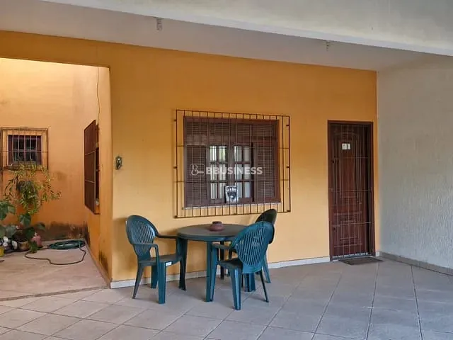 Casa com 360m² 1 quarto e 1 banheiro, à venda, no bairro Alphaville 1 em Campos dos Goytacazes