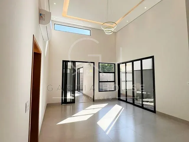 Casa com 270m² 3 quartos e 5 banheiros, à venda, no bairro Bonfim Paulista em Ribeirão Preto