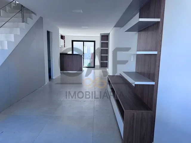 Casa com 92m² 2 quartos e 3 banheiros, à venda, no bairro Jardim das Tulipas em Holambra