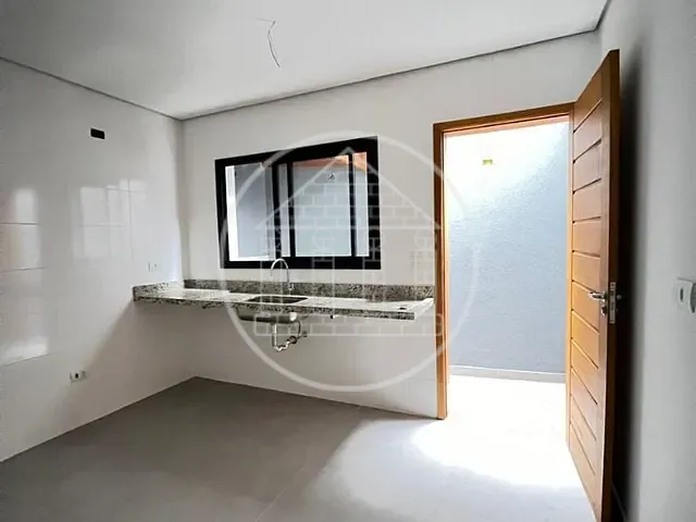 Casa com 80m² 3 quartos e 4 banheiros, à venda, no bairro Vila Santana em São Paulo