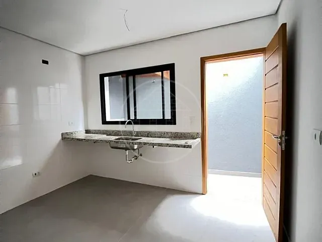 Casa com 80m² 3 quartos e 4 banheiros, à venda, no bairro Vila Santana em São Paulo