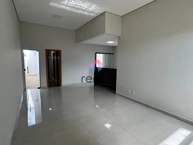 Casa com 319m² 3 quartos e 1 banheiro, à venda, no bairro Novo Santos Dumont em Lagoa Santa