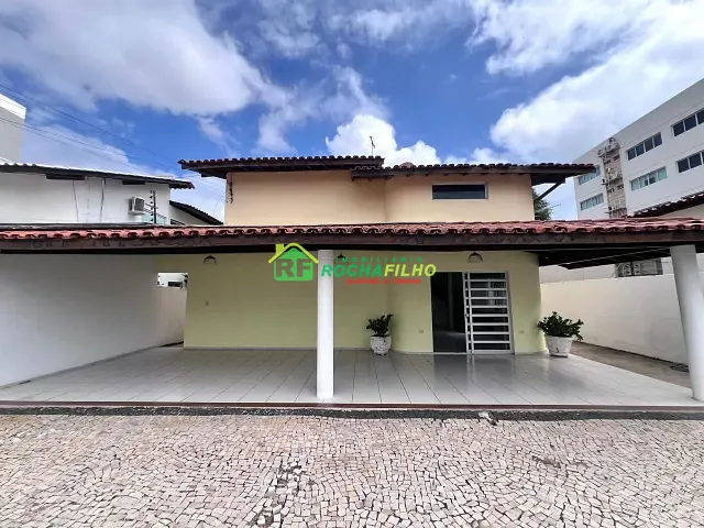 Casa com 585m² 5 quartos e 4 banheiros, à venda, no bairro Ininga em Teresina
