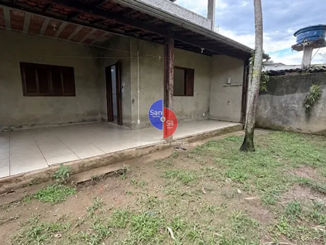 Casa 2 quartos e 1 banheiro, para alugar, no bairro Cidade Jardim Guapimirim em Guapimirim