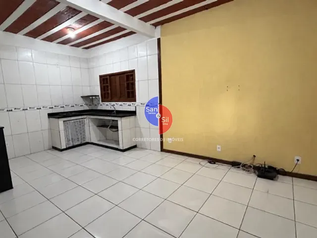 Casa 2 quartos e 1 banheiro, para alugar, no bairro Cidade Jardim Guapimirim em Guapimirim