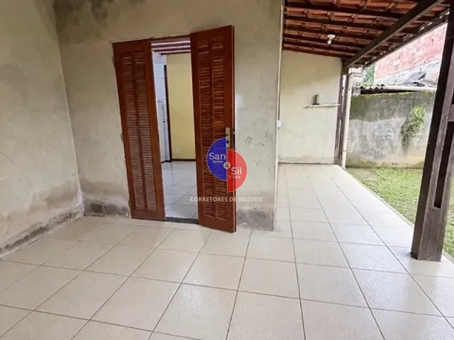 Casa 2 quartos e 1 banheiro, para alugar, no bairro Cidade Jardim Guapimirim em Guapimirim