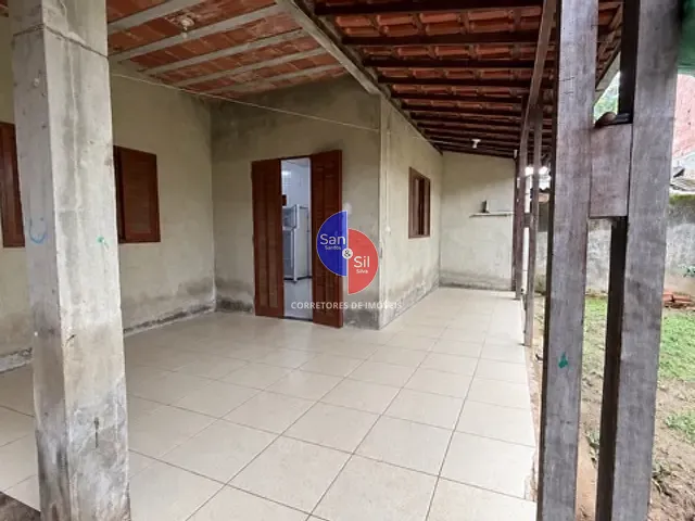 Casa 2 quartos e 1 banheiro, para alugar, no bairro Cidade Jardim Guapimirim em Guapimirim