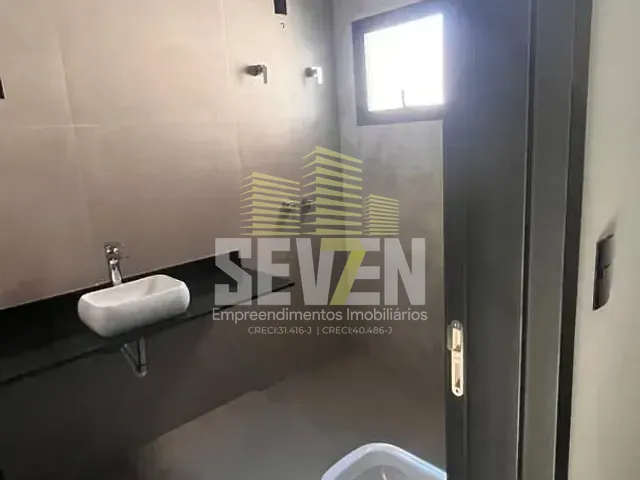 Casa com 205m² 3 quartos e 3 banheiros, à venda, no bairro Jardim Colonial em Bauru