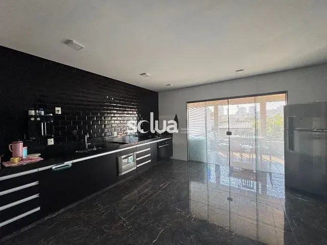 Casa com 300m², à venda, no bairro Jardim Santa Genebra em Campinas