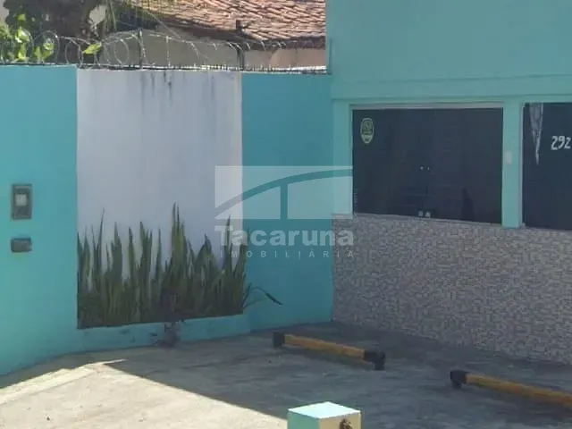 Casa à venda, no bairro Espinheiro em Recife