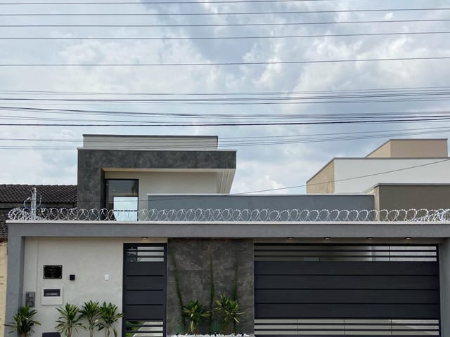 Foto do Casa - Casa à venda no Residencial Porto Seguro com 3 suítes piscina e 4 vagas de garagem em Goiânia GO | Home Gyn Imóveis Ltda