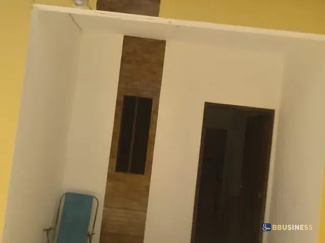 Casa 2 quartos e 1 banheiro, à venda, no bairro Parque Jóquei Club em Campos dos Goytacazes