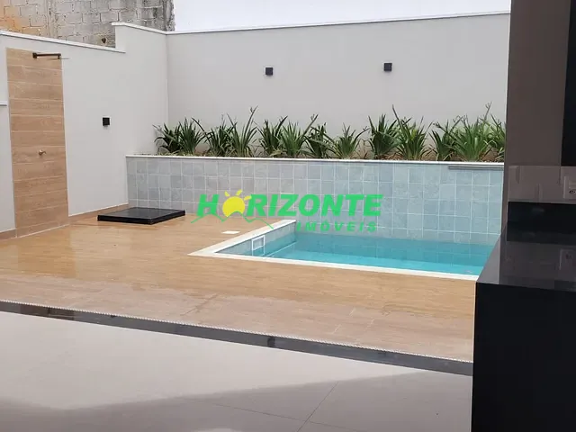 Casa com 300m² 4 quartos e 5 banheiros, à venda, no bairro Urbanova em São José dos Campos