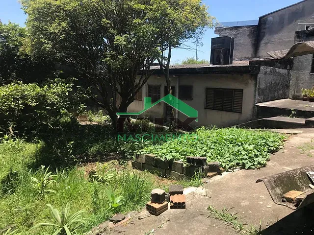 Casa com 600m² 4 quartos e 3 banheiros, à venda, no bairro Jardim Quarto Centenário em Mauá
