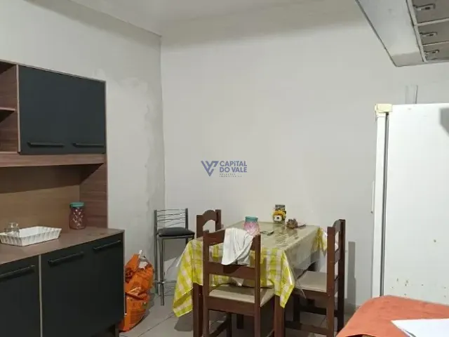 Casa 2 quartos e 1 banheiro, à venda, no bairro Eugênio de Mello em São José dos Campos