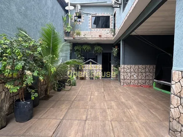 Casa 2 quartos e 5 banheiros, à venda, no bairro Siderlândia em Volta Redonda