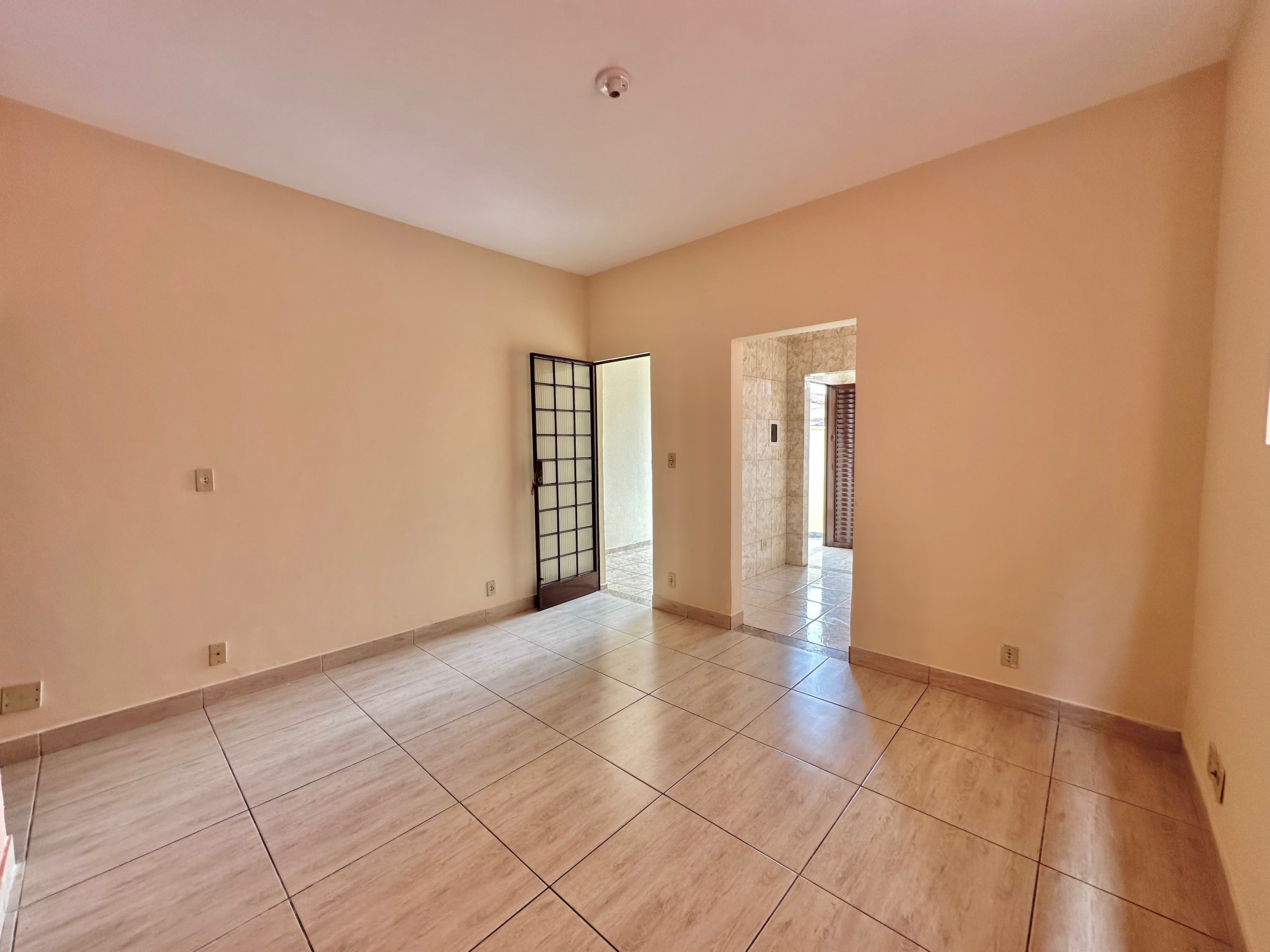 Casa, 2 quartos, 60 m² - Foto 1