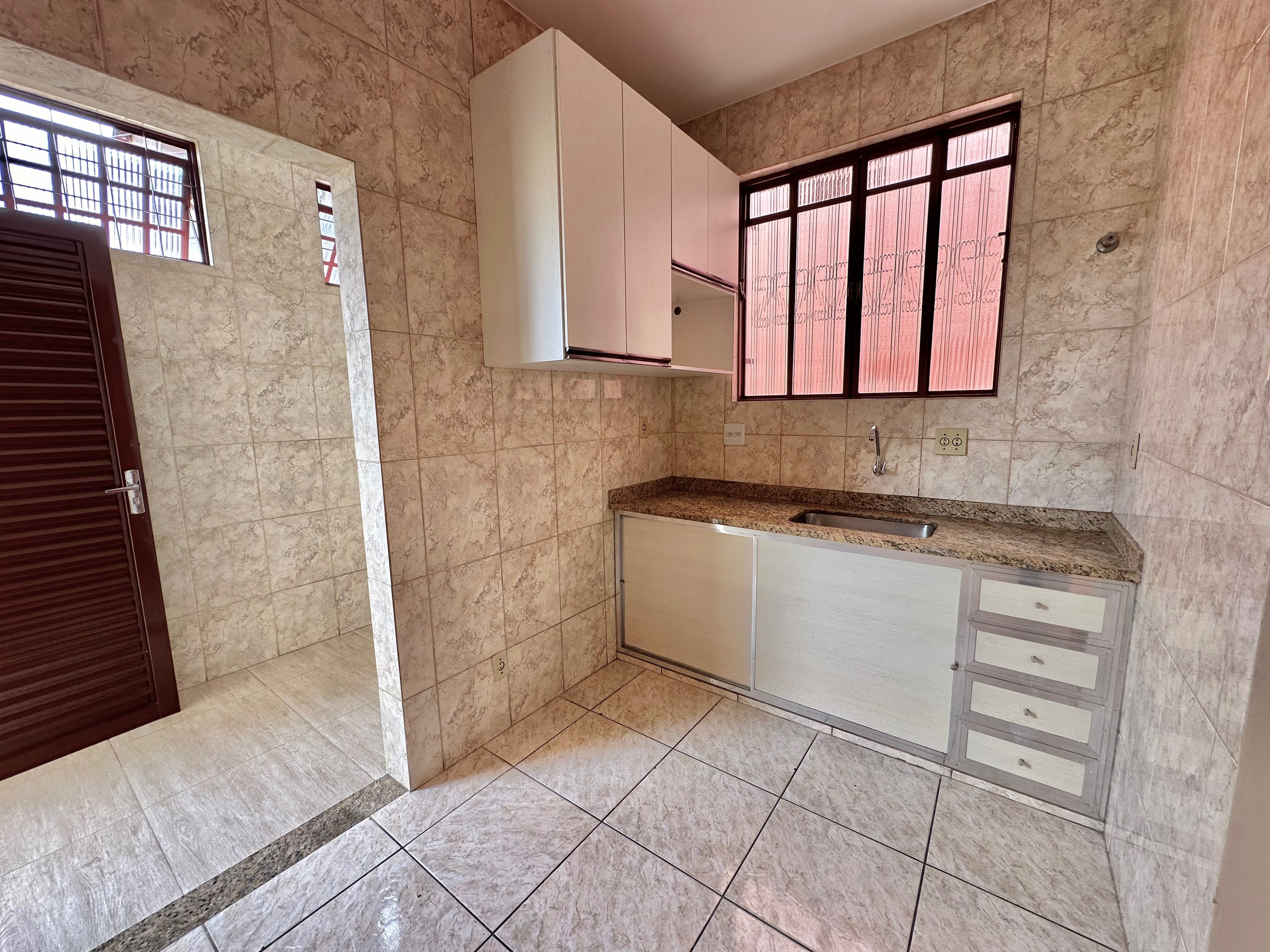 Casa, 2 quartos, 60 m² - Foto 4