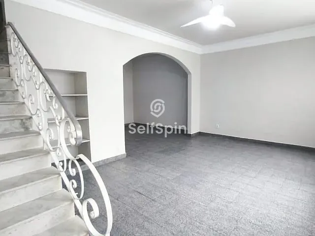Casa 3 quartos e 2 banheiros, para alugar, no bairro Icaraí em Niterói