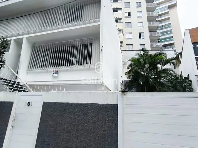 Casa 3 quartos e 2 banheiros, para alugar, no bairro Icaraí em Niterói