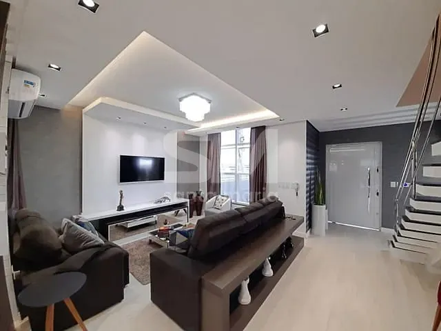 Casa com 298m² 3 quartos e 3 banheiros, à venda, no bairro Desbravador em Chapecó