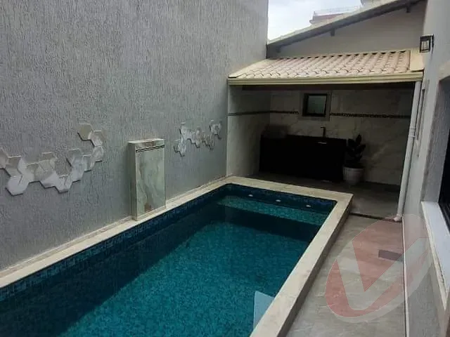 Casa com 200m² 3 quartos e 4 banheiros, à venda, no bairro Caiçara em Praia Grande