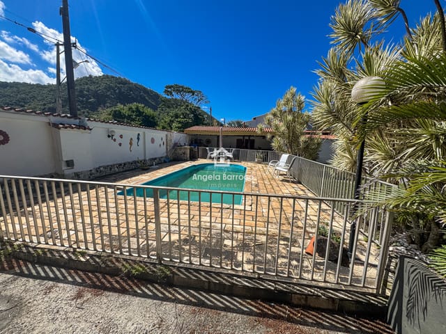 Casa 6 quartos e 4 banheiros, à venda, no bairro Recanto de Itaipuaçu (Itaipuaçu) em Maricá
