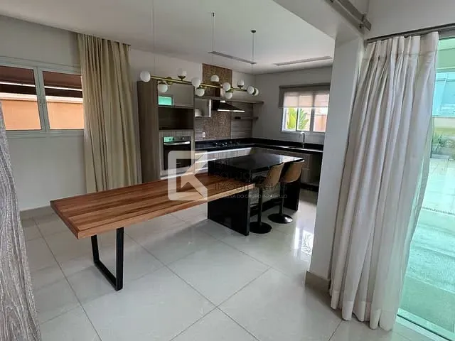Casa com 450m² 4 quartos e 6 banheiros, à venda, no bairro Jardim Residencial Santa Clara em Indaiatuba