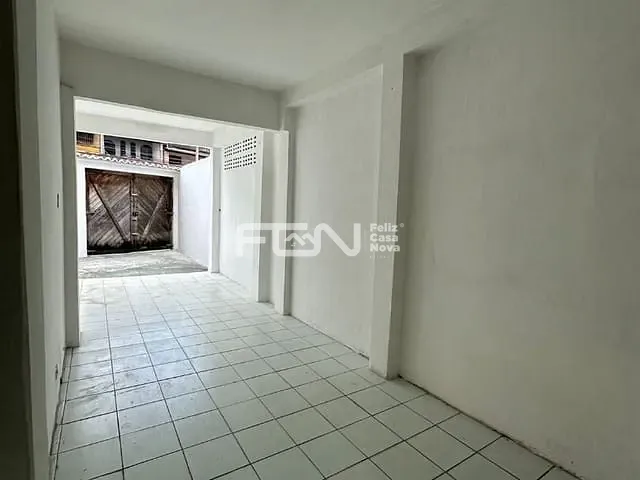 Casa 3 quartos e 2 banheiros, para alugar, no bairro Camaçari de Dentro em Camaçari