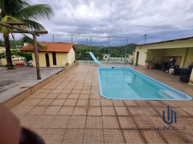 Casa 3 quartos e 2 banheiros, à venda, no bairro Colônia Santo Antônio em Barra Mansa