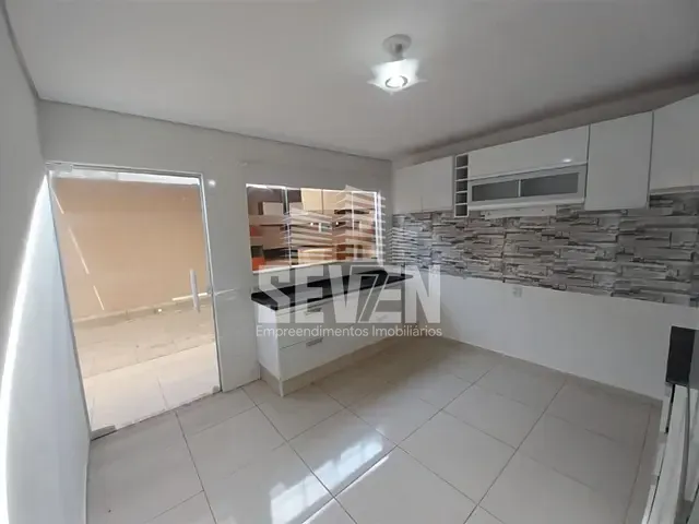 Casa com 200m² 3 quartos e 1 banheiro, à venda, no bairro Conjunto Habitacional Isaura Pitta Garms em Bauru