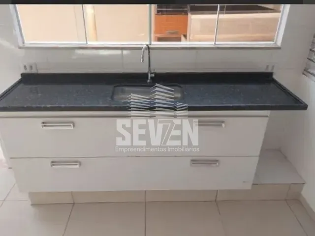 Casa com 200m² 3 quartos e 1 banheiro, à venda, no bairro Conjunto Habitacional Isaura Pitta Garms em Bauru
