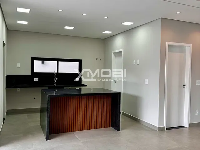 Casa com 250m² 3 quartos e 4 banheiros, à venda, no bairro Jardim Ermida I em Jundiaí