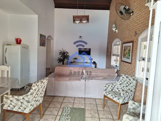 Casa com 360m² 4 quartos e 3 banheiros, à venda, no bairro Martim de Sá em Caraguatatuba