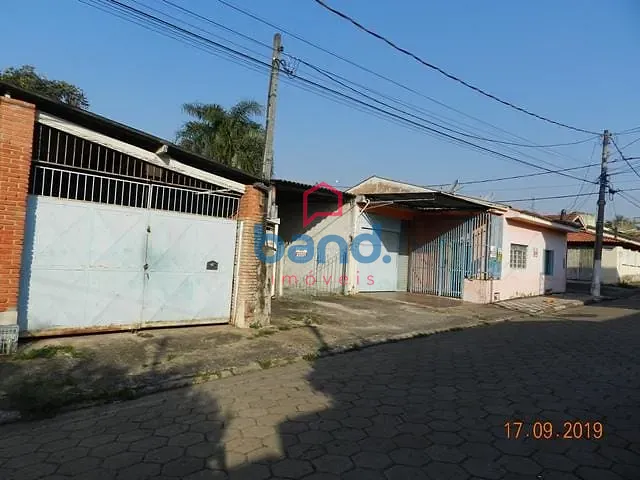 Casa com 484m² 4 quartos e 2 banheiros, à venda, no bairro Vila Progresso em Porto Feliz